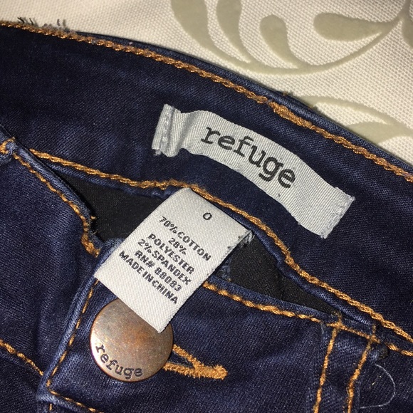 Jeans - Picture 3 of 4